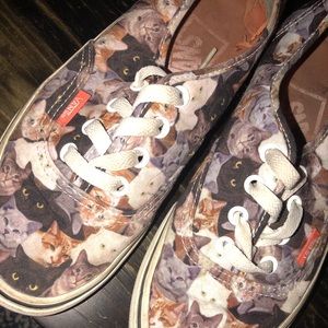 Vans cat pattern shoes